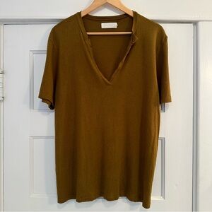 Lacausa - 100% cotton, USA made, olive v-neck short sleeve slouchy shirt